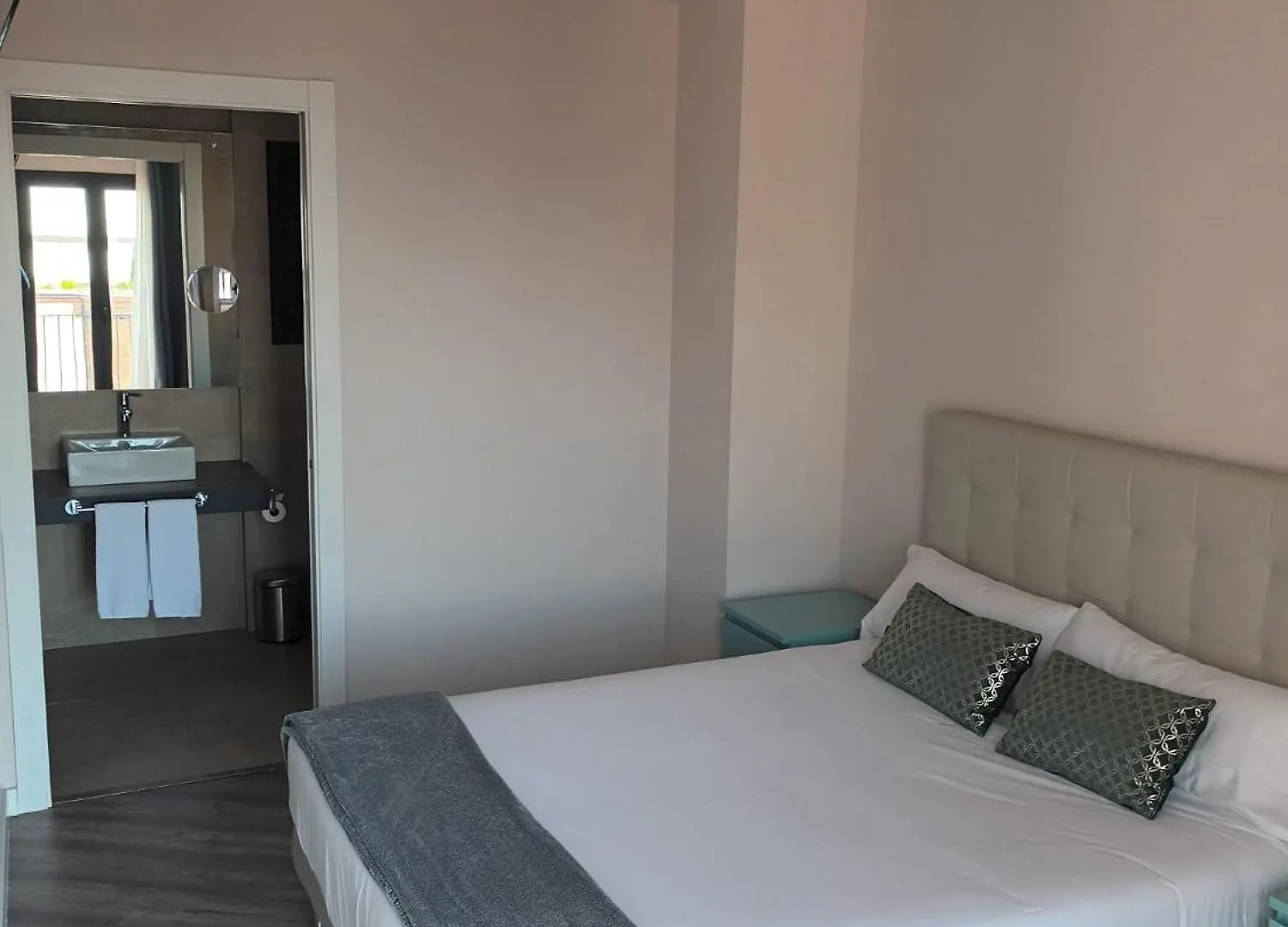**  Hotel Monegal Barcelona Spanien