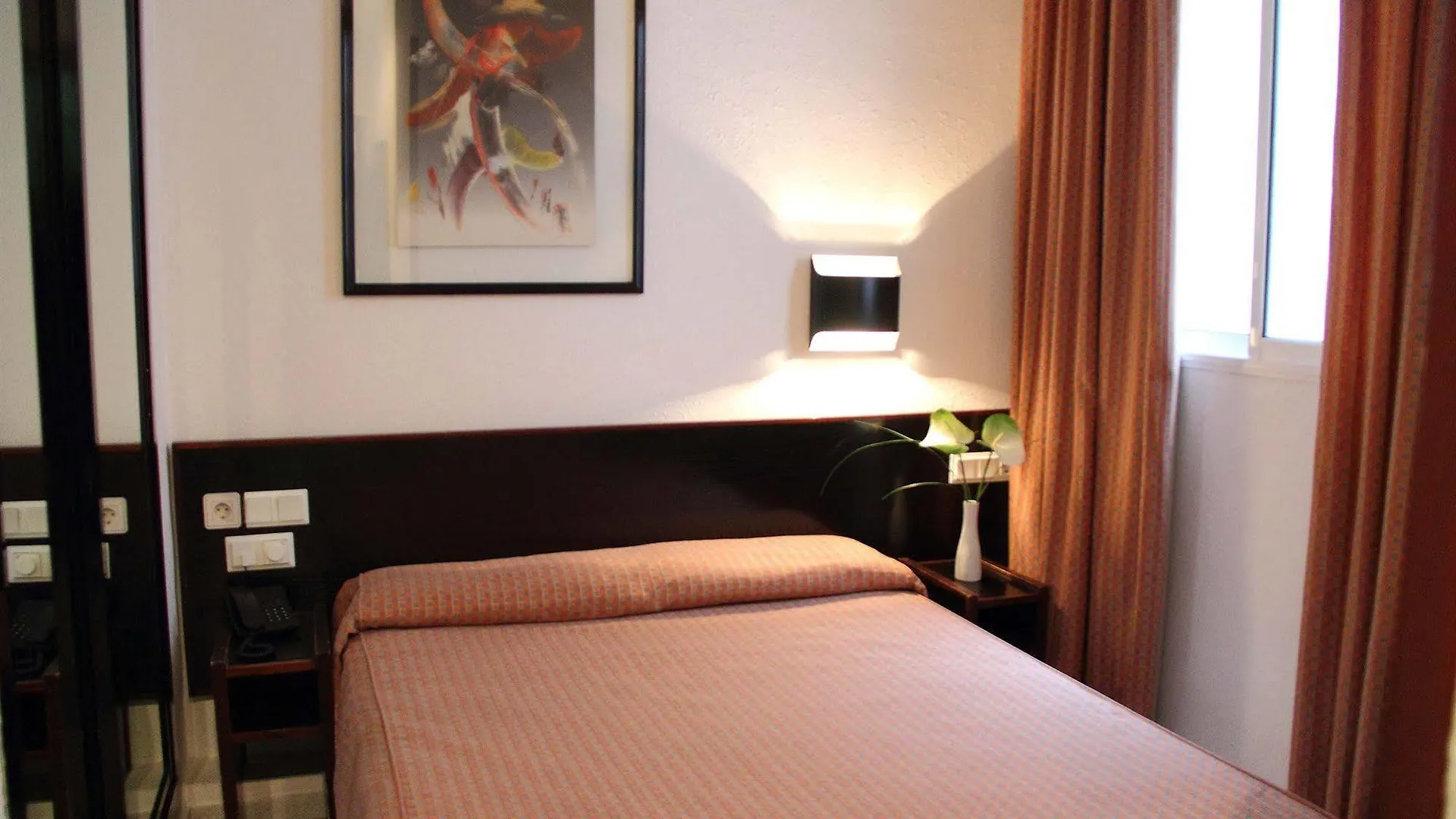 Hotel Monegal Barcelona